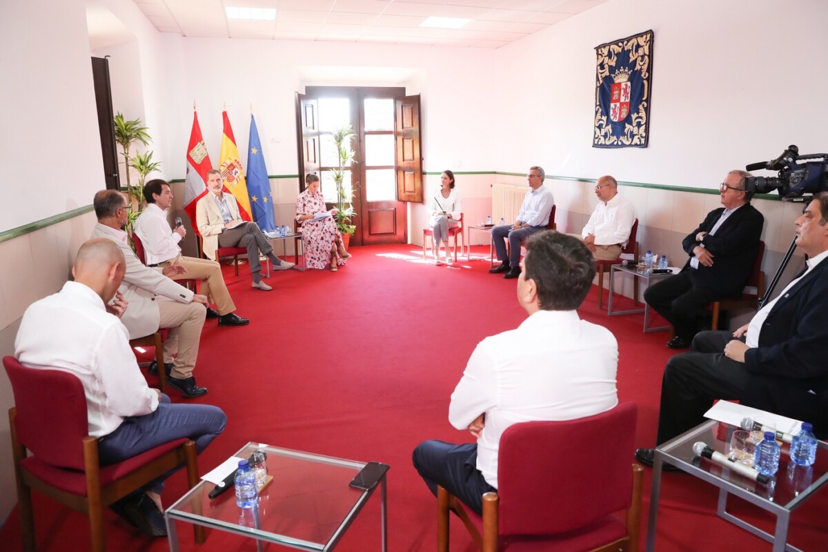 Reunión de Trabajo organizada con los Reyes de España